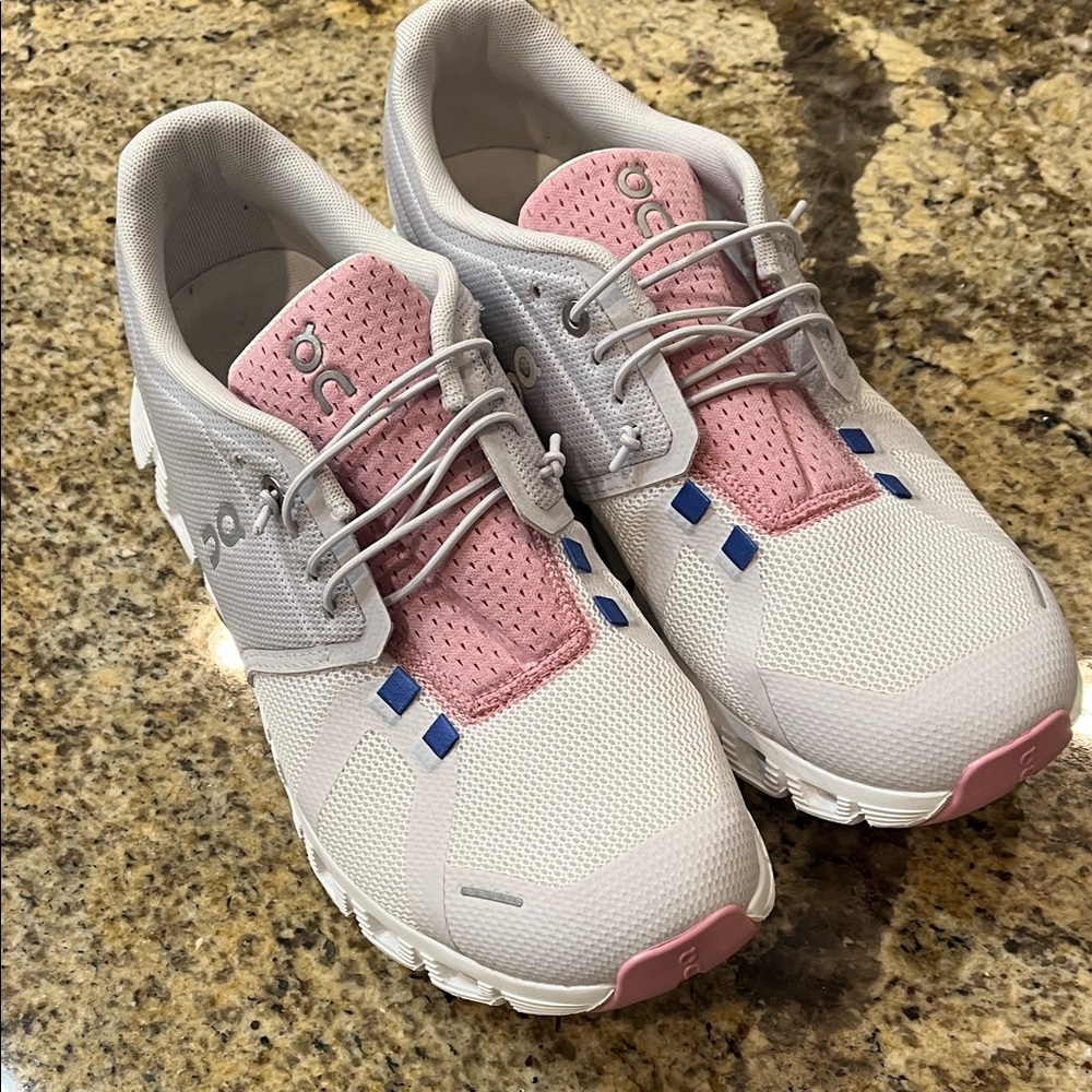 On Running Cloud 5 Push Women's Sneakers in Pink, White, and Blue